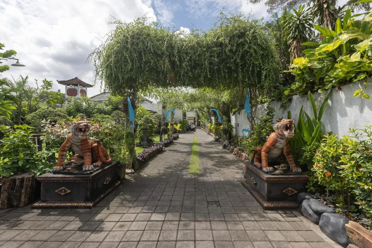 فيلا Bali Voyage سمينياك 0*,
