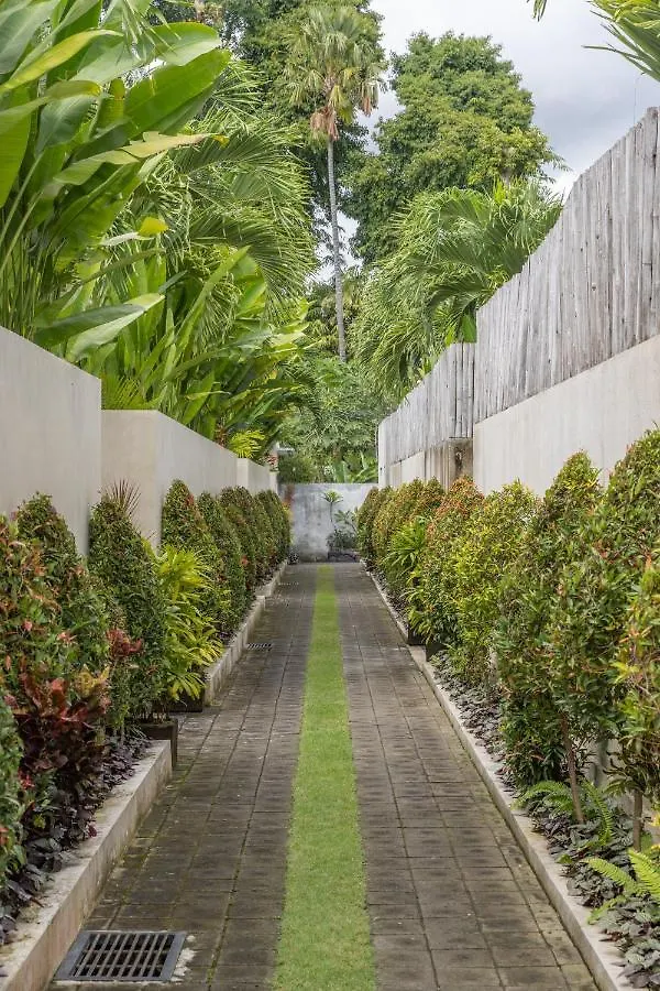 فيلا Bali Voyage سمينياك 0*,